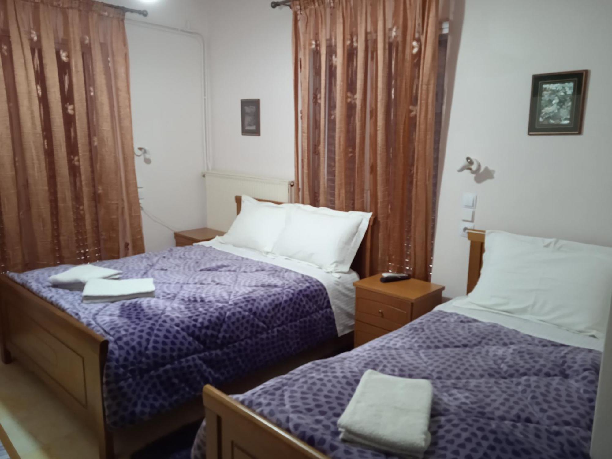 Dimitra Pentaliou Rooms Kamena Vourla Exterior photo
